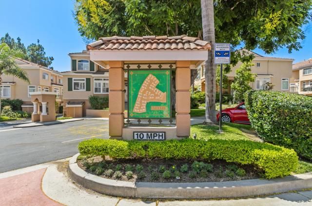 7122 Calabria Ct E, San Diego, CA 92122