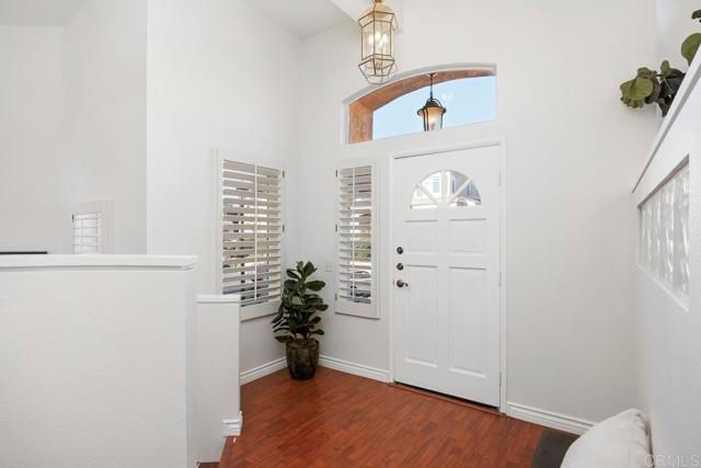 7122 Calabria Ct E, San Diego, CA 92122