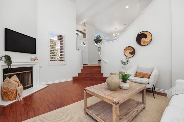 7122 Calabria Ct E, San Diego, CA 92122