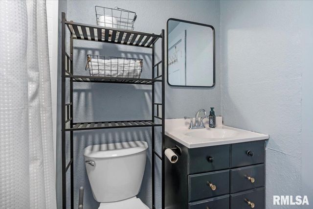 423 Adelia Street, Springfield, IL 61704