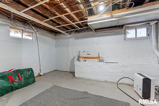 423 Adelia Street, Springfield, IL 61704