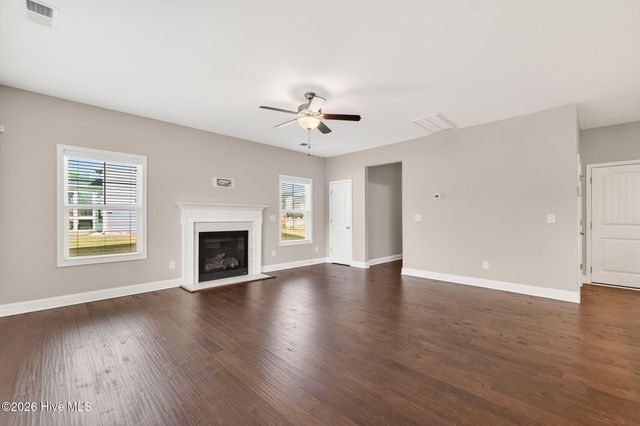 152 E Ravano Drive, Clayton, NC 27527