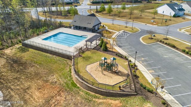 152 E Ravano Drive, Clayton, NC 27527