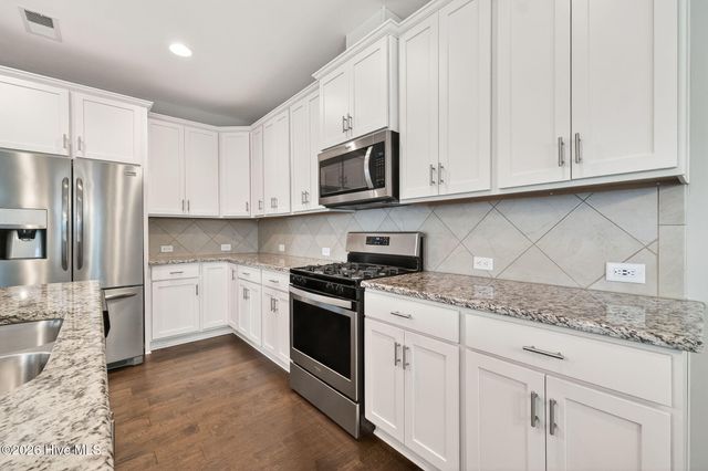 152 E Ravano Drive, Clayton, NC 27527