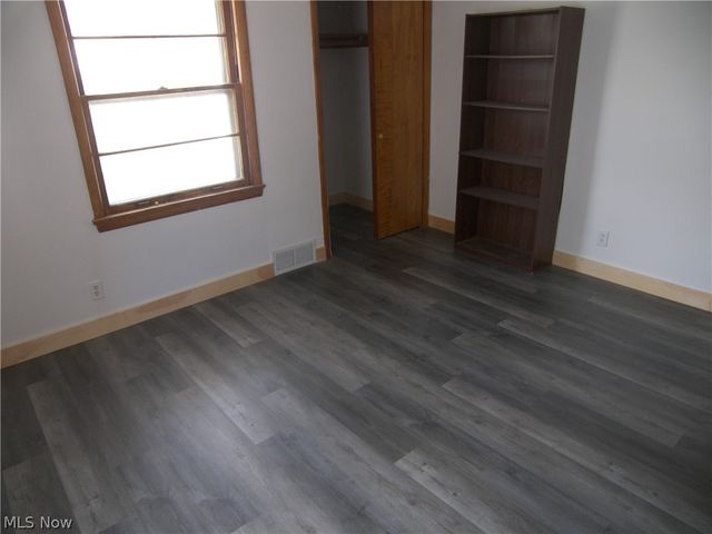 5963 Edgewood Road, Mayfield Heights, OH 44124