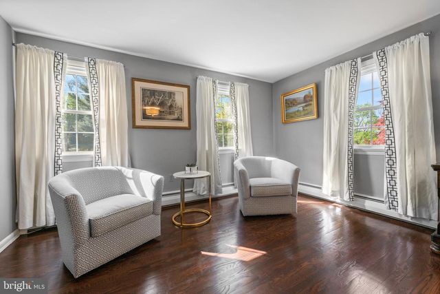 3 PICKWICK LN, Malvern, PA 19355