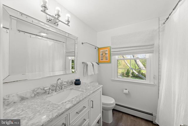 3 PICKWICK LN, Malvern, PA 19355