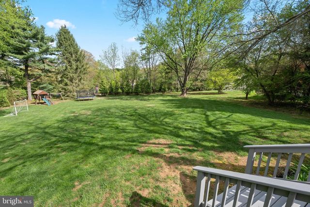 3 PICKWICK LN, Malvern, PA 19355