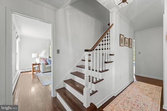 3 PICKWICK LN, Malvern, PA 19355