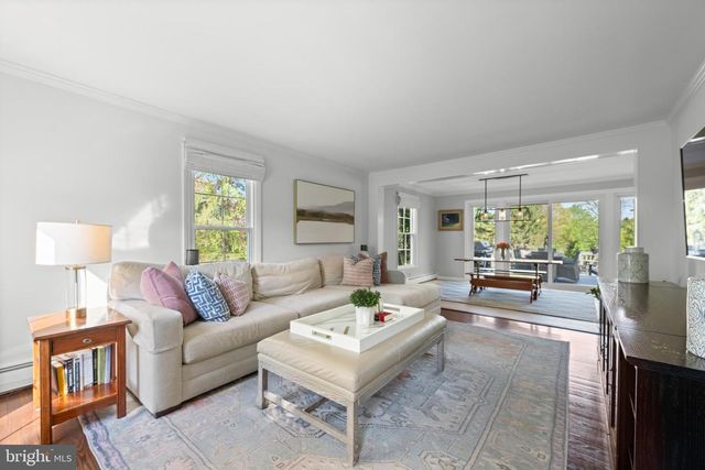 3 PICKWICK LN, Malvern, PA 19355