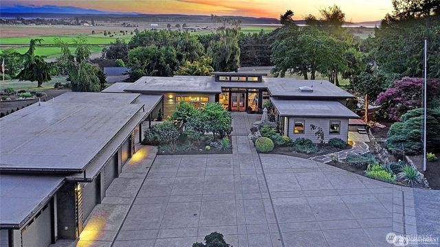 28407 Pioneer Highway, Stanwood, WA 98292