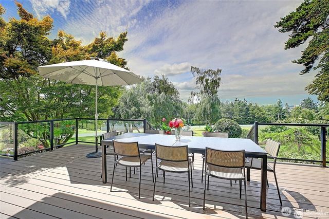 28407 Pioneer Highway, Stanwood, WA 98292