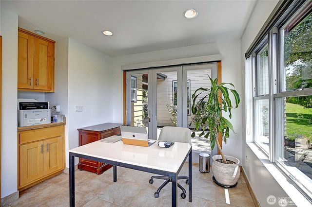 28407 Pioneer Highway, Stanwood, WA 98292