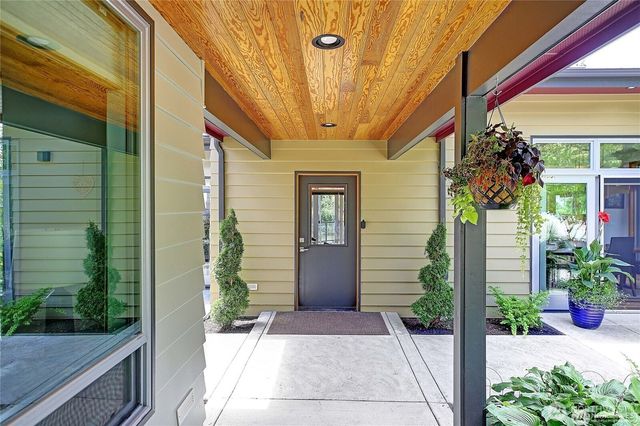 28407 Pioneer Highway, Stanwood, WA 98292