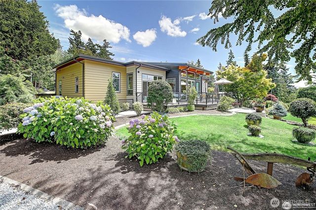 28407 Pioneer Highway, Stanwood, WA 98292