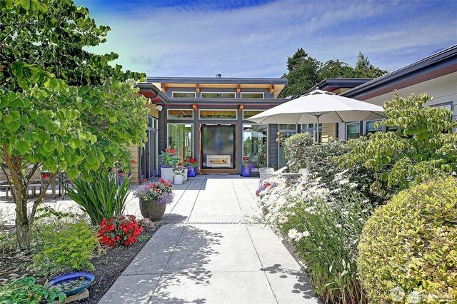 28407 Pioneer Highway, Stanwood, WA 98292