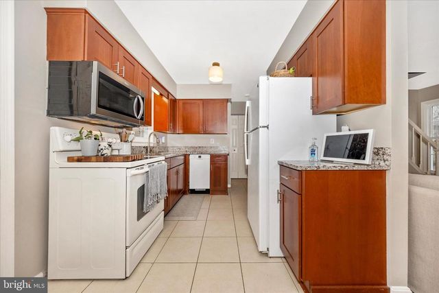 10739 LAKE POINT CT, New Market, MD 21774