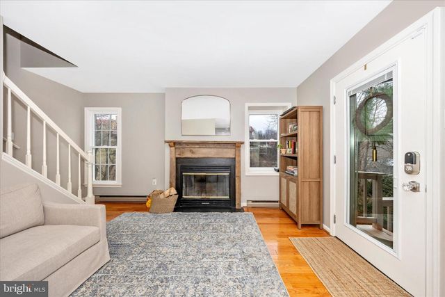 10739 LAKE POINT CT, New Market, MD 21774