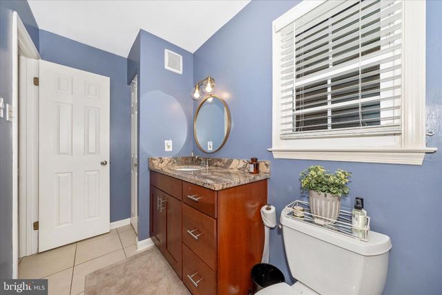 10739 LAKE POINT CT, New Market, MD 21774