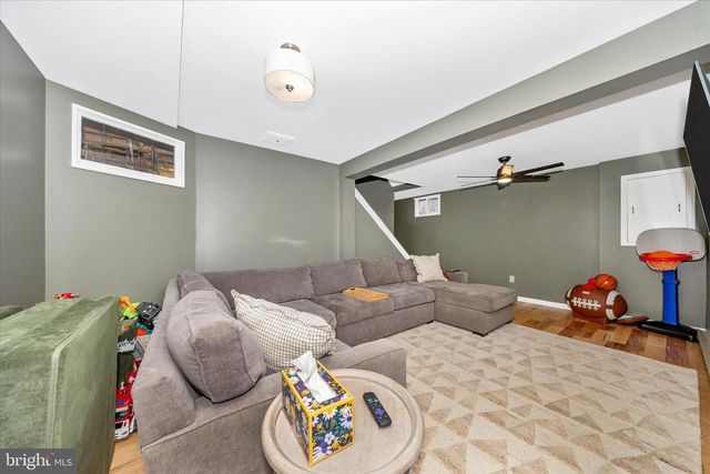 10739 LAKE POINT CT, New Market, MD 21774