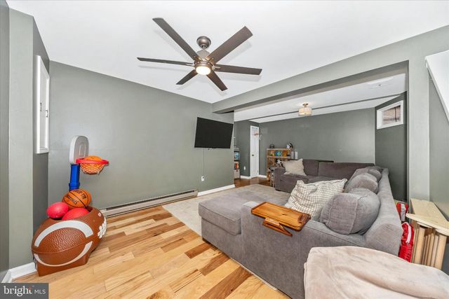 10739 LAKE POINT CT, New Market, MD 21774