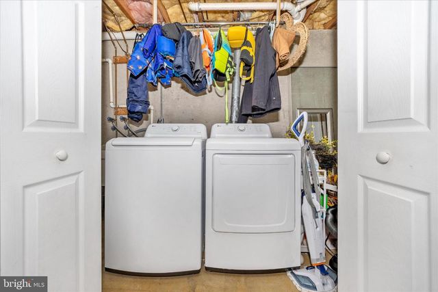 10739 LAKE POINT CT, New Market, MD 21774