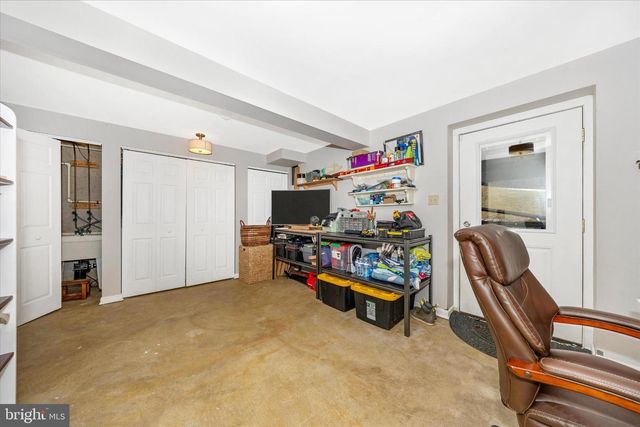 10739 LAKE POINT CT, New Market, MD 21774