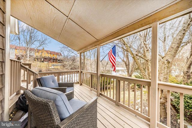 10739 LAKE POINT CT, New Market, MD 21774