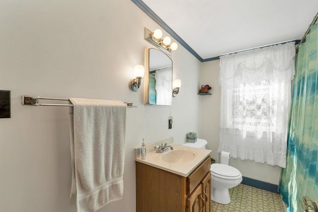 44 Waumbeck Road, Wolfeboro, NH 03894