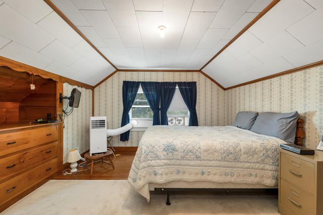 44 Waumbeck Road, Wolfeboro, NH 03894