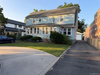 180 Atlantic Avenue, Lynbrook, NY 11563