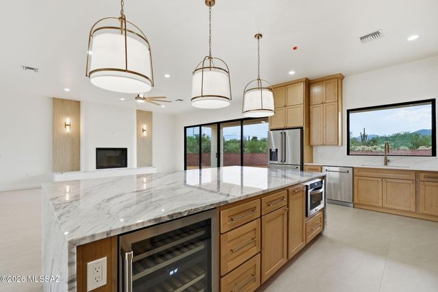 3363 W Jayte Court W, Tucson, AZ 85745
