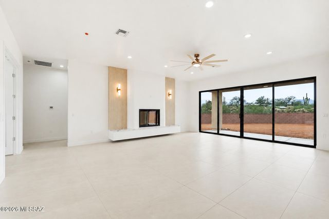 3363 W Jayte Court W, Tucson, AZ 85745