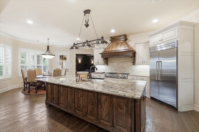 6751 Robinson Canyon Road, Aubrey, TX 76227