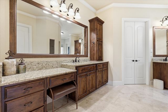 6751 Robinson Canyon Road, Aubrey, TX 76227