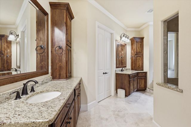 6751 Robinson Canyon Road, Aubrey, TX 76227