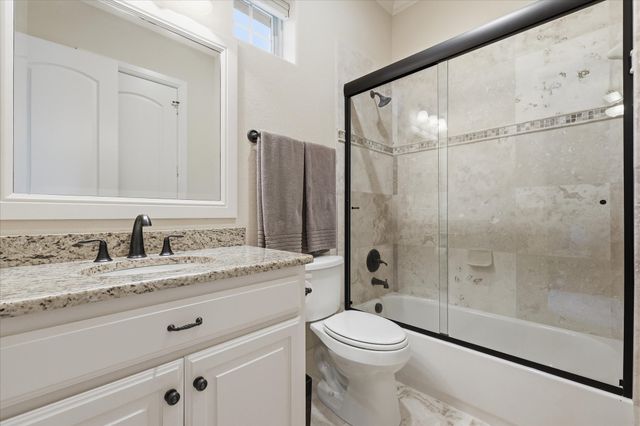 6751 Robinson Canyon Road, Aubrey, TX 76227