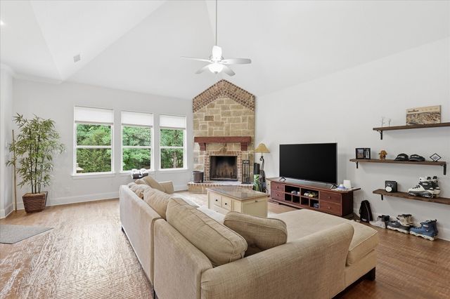 6751 Robinson Canyon Road, Aubrey, TX 76227