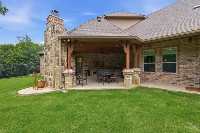 6751 Robinson Canyon Road, Aubrey, TX 76227