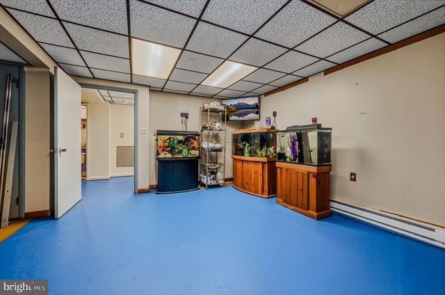 893 OLD FORGE RD, Oxford, PA 19363