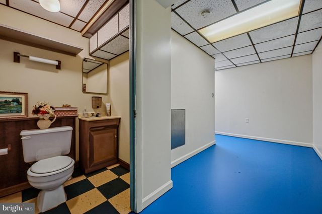 893 OLD FORGE RD, Oxford, PA 19363