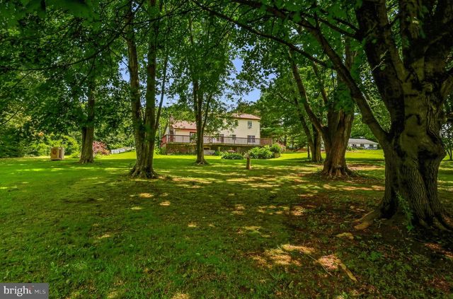 893 OLD FORGE RD, Oxford, PA 19363