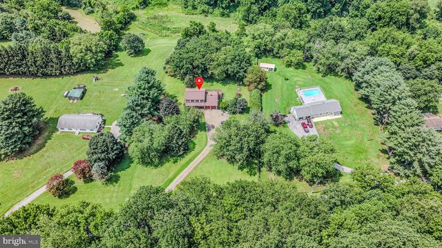 893 OLD FORGE RD, Oxford, PA 19363