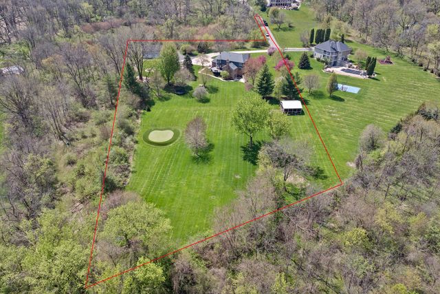 3N705 Roberts Road, Elburn, IL 60119