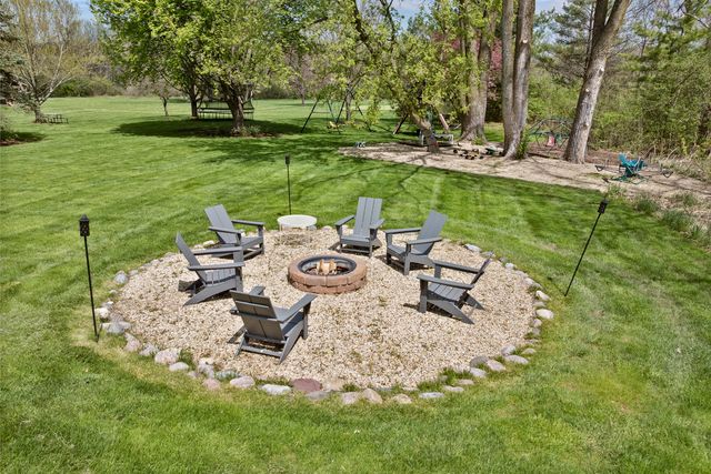 3N705 Roberts Road, Elburn, IL 60119