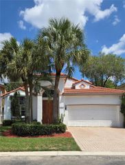 15661 SW 16th Ct, Pembroke Pines, FL 33027