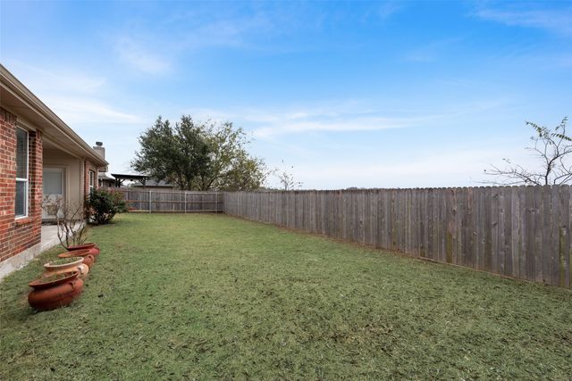 2801 Redwood Street, Royse City, TX 75189