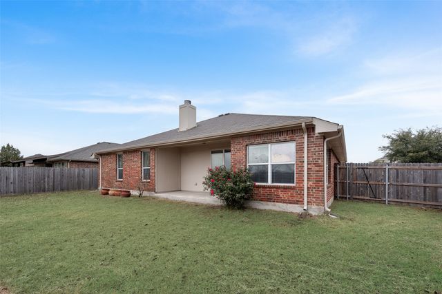 2801 Redwood Street, Royse City, TX 75189