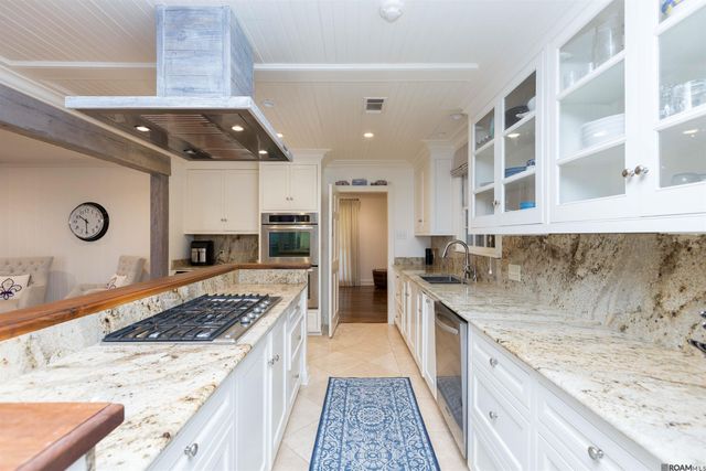 4843 Sweetbriar St, Baton Rouge, LA 70808