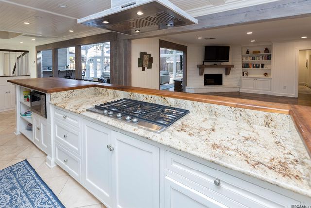 4843 Sweetbriar St, Baton Rouge, LA 70808